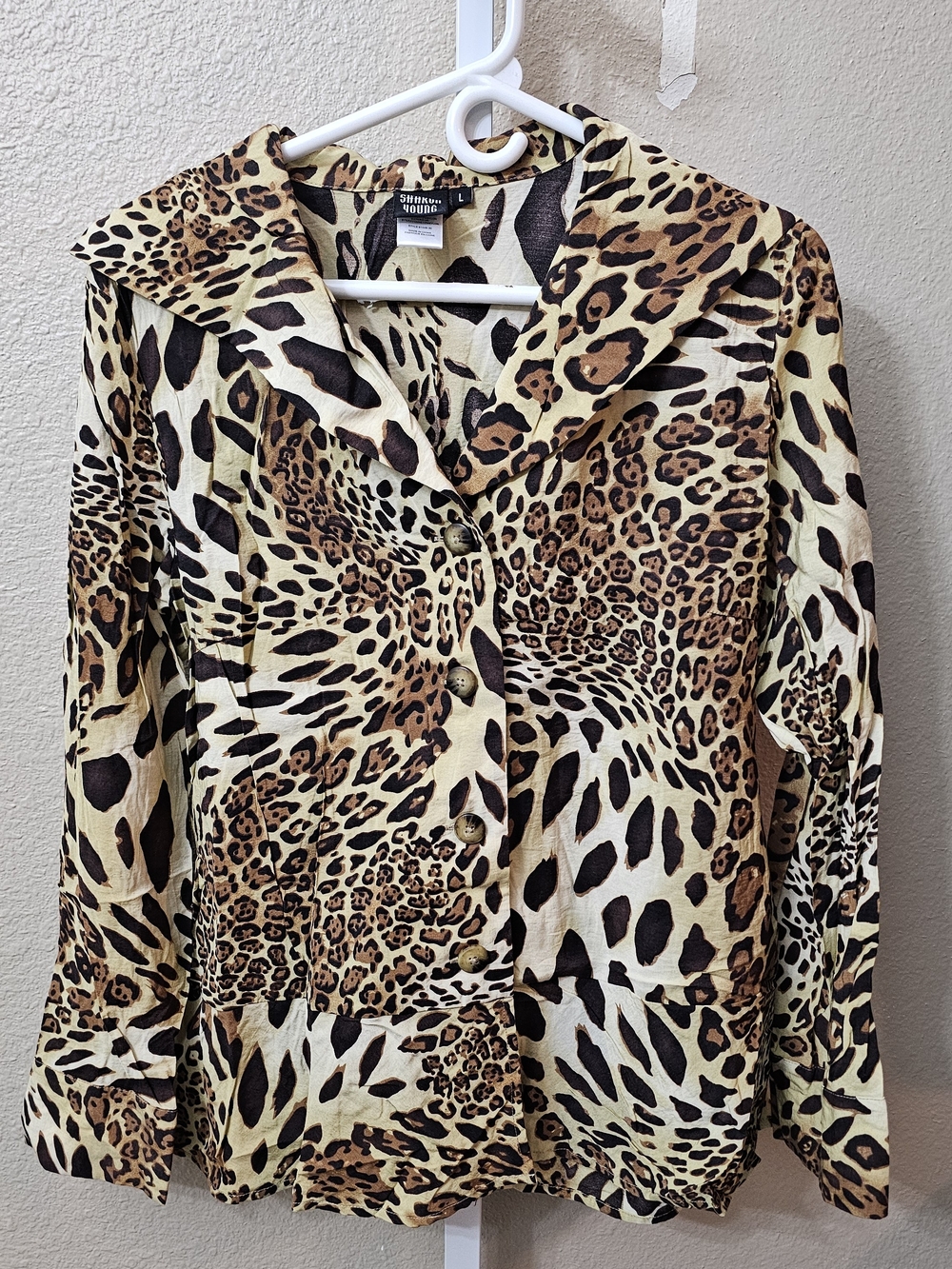 Sharon Young Vintage Leopard Print Button-Front Blouse - Large